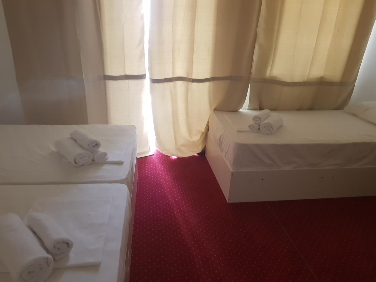 קריקווניצה Hotel Park מראה חיצוני תמונה